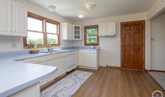 13827 SW 81st St, Auburn, KS 66402