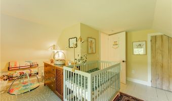 99 Highview Ave, Hopkinton, RI 02832
