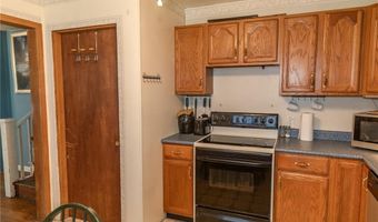 45 Howard St, Austin, IN 47102