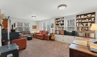 817 Maple St, Alexandria, MN 56308