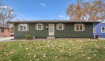 302 NW Arlan Dr, Ankeny, IA 50023