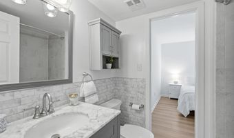 8901 BATTERY Pl 34, Bethesda, MD 20814