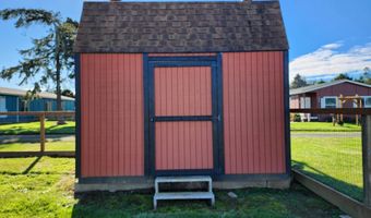 87882 AUCTION BARN Ln, Bandon, OR 97411