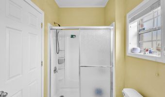 172 Hoxie St, Biloxi, MS 39530