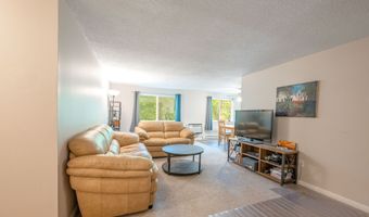 14 Newtown Rd B9, Danbury, CT 06810
