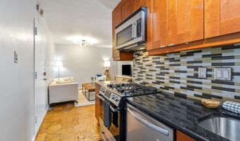 1545 18TH St NW 215, Washington, DC 20036