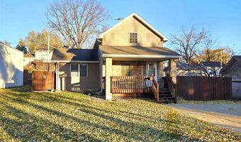105 N Division St, Anamosa, IA 52205