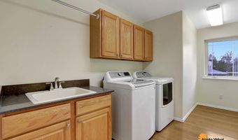 3421 Southbluff Cir, Anchorage, AK 99515