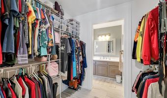 1358 Oakhurst Ct, Camarillo, CA 93010