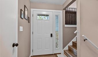 1802 Oak Knoll Dr NE, Alexandria, MN 56308