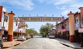 2200 La Vista Ln, Fort Worth, TX 76108