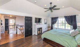 4 GARRY Ln, Andover, NJ 07848