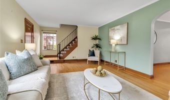 96 Amherstdale Rd, Amherst, NY 14226