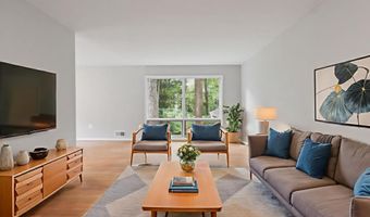 8504 CANTERBURY Dr, Annandale, VA 22003