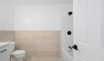 18 Pleasantview Ave, Johnston, RI 02919