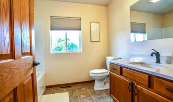 1202 SW 13th Ave, Aberdeen, SD 57401