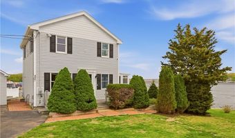 507 County Rd, Barrington, RI 02806