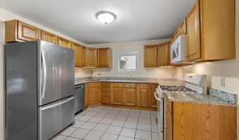 11 Chadwick St 11, Acton, MA 01720