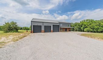 460 Rolling Hills Blvd, Alvord, TX 76225