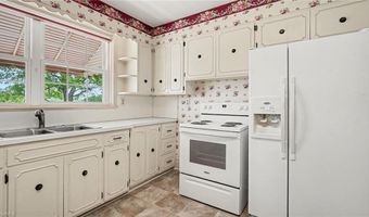 1940 Gold Hill Rd, Asheboro, NC 27205
