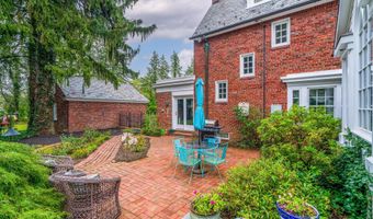 407 N TULPEHOCKEN Rd, Reading, PA 19601