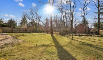 8908 GRANT St, Bethesda, MD 20817