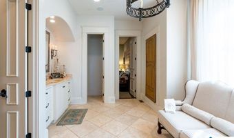 99 WATERS EDGE Way, Alpine, AL 35014