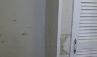 912 NE 10th Ave, Aberdeen, SD 57401