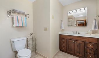 15 Secluded Dr, Narragansett, RI 02882