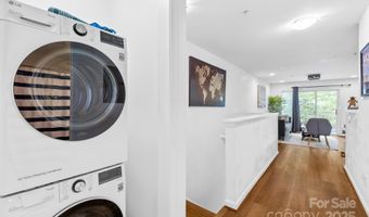 3721 Picasso Ct, Charlotte, NC 28205