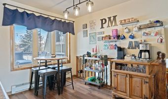 7209 HAWTHORNE Dr, Cheyenne, WY 82009