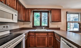 212 Robin Rd, Amherst, NY 14228