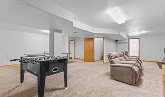 2243 Breckenridge Dr, Berthoud, CO 80513