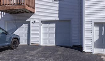 1622 Forest Springs Ln A, Ballwin, MO 63021