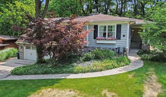 9 E Heatheridge St, Ann Arbor, MI 48104