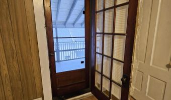 103 4th St, Bangor, ME 04401