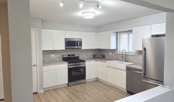 5100 W 122nd St 2B, Alsip, IL 60803