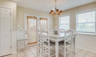 5076 Utah St, Bay St. Louis, MS 39520