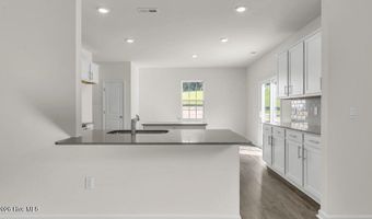719 Lazy Elm Ln, Aberdeen, NC 28315