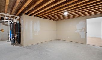41 Champ Ln, Bolton, VT 05676