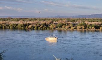 2053 Sweetwater Dr, Bullhead City, AZ 86442