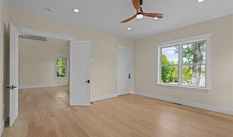 50 Prospect Ave, Jamestown, RI 02835