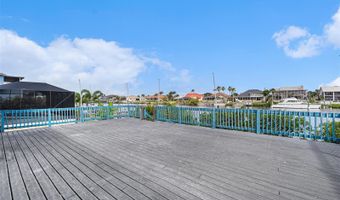 909 CHIPAWAY Dr, Apollo Beach, FL 33572