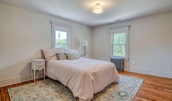 820 NW Dunlewy St NW, Asbury Park, NJ 07712