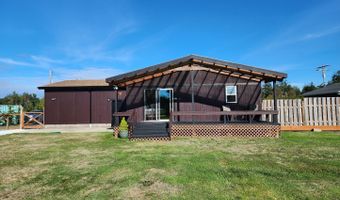 87882 AUCTION BARN Ln, Bandon, OR 97411