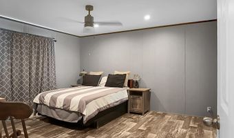 317 Pooshee Plantation Way, Bonneau, SC 29431