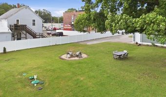 108 W Main St, Amherst, OH 44001