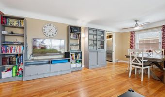 18755 Dale Ave, Allen Park, MI 48101