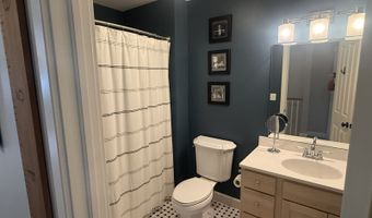 4 Maple Grove Way, Athens, OH 45701
