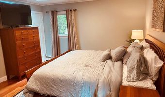 643 Middle Rd, East Greenwich, RI 02818